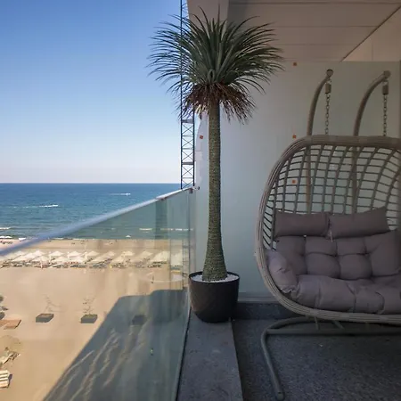 Apartel Next To The Sea 1 Mamaia